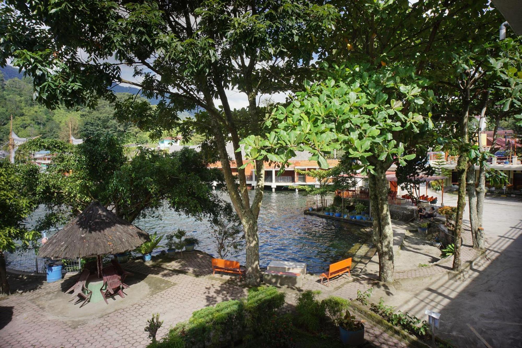 巴拉巴特潘杜西湖大酒店 外观 照片