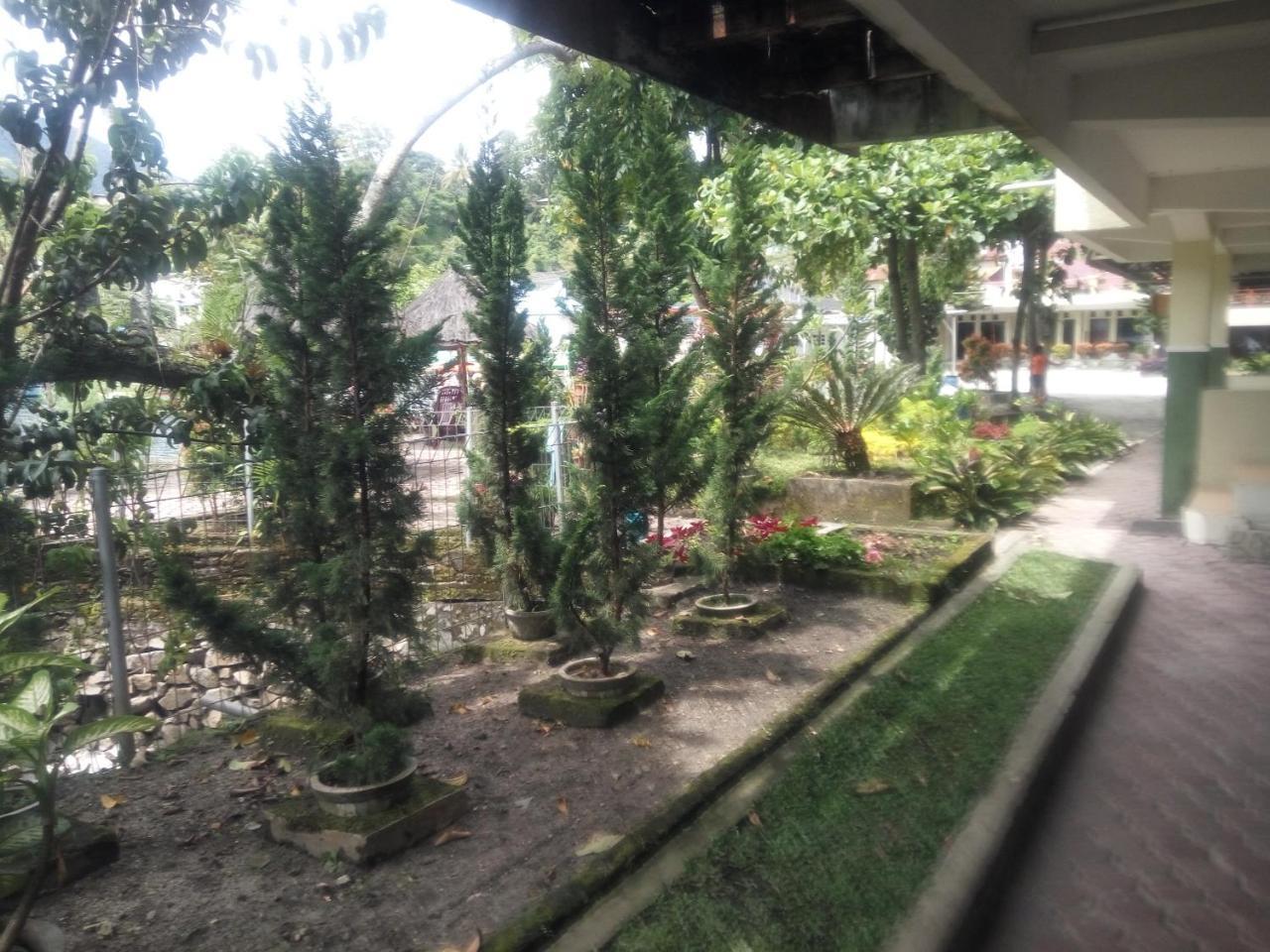 巴拉巴特潘杜西湖大酒店 外观 照片